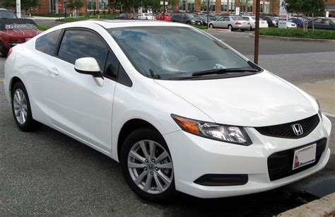 File:2011 Honda Civic coupe -- 09-28-2011.jpg - Wikipedia, the free ...