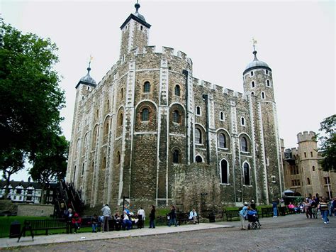 Tower of London | History & Facts | Britannica