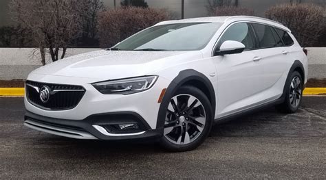 Test Drive: 2018 Buick Regal TourX | The Daily Drive | Consumer Guide ...