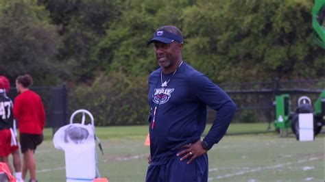 FAU's seventh head coach Willie Taggart fired