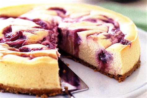 rhubarb cheesecake baked