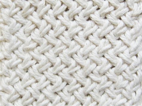 Diagonal Basketweave Knitting Pattern - How Did You Make This? | Luxe DIY