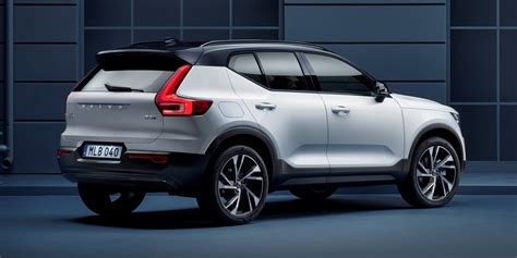 Volvo Xc40 Vs Tiguan 2024 - Gaye Pearle