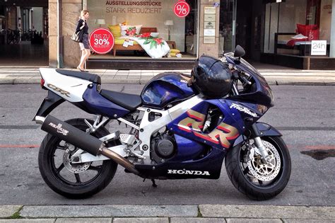 CBR RR 919 SC33 Honda Sport Bikes, Honda Motorcycles, Honda Fireblade ...