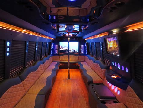 Grizzly Party Bus Rental | Limo Service Rental | Memphis TN