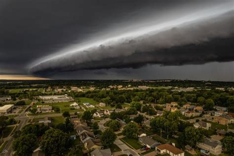 EarthSky | Shelf Cloud photos shared by readers