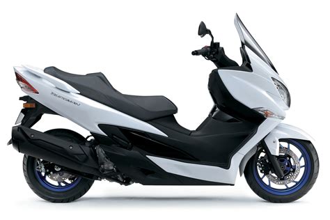 Suzuki Burgman 400 - Pearl Glacier White | New Suzuki Scooters ...