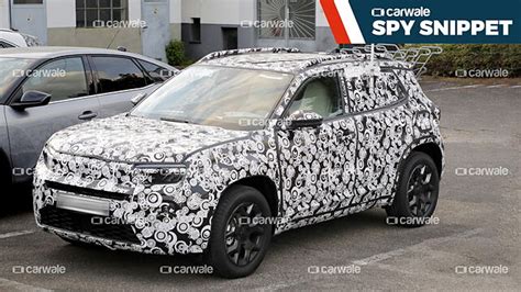 Jeep small SUV continues testing; interiors spied for the first time - CarWale