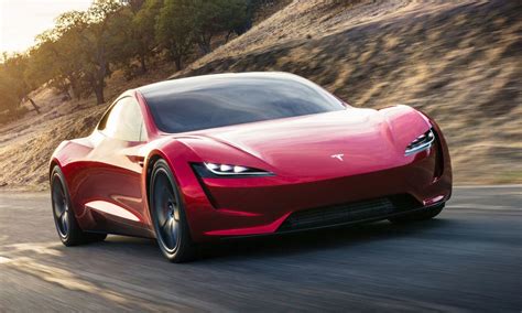 Novo Tesla Roadster deve chegar ao mercado em 2022 - Revista Carro