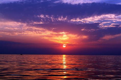 Lake Michigan Sunset Photograph by Victoria Johns - Fine Art America