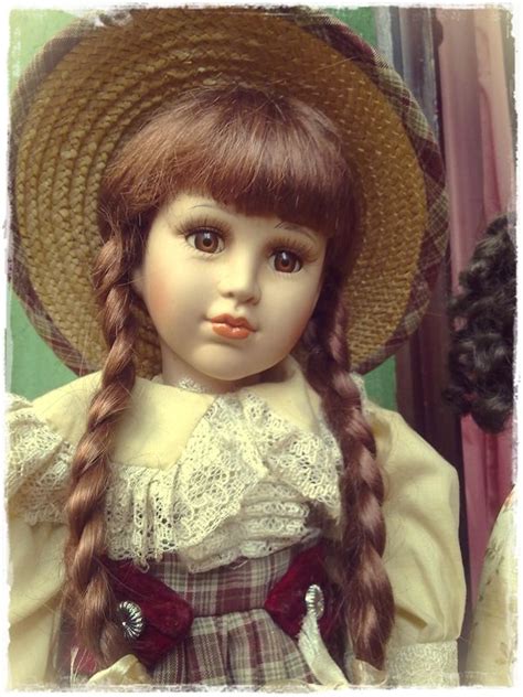 Gallery For > Creepy Antique Dolls | Porcelain dolls, Creepy dolls, Antique dolls