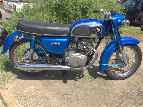 Lot 185 - 1971 Honda CD175 K3