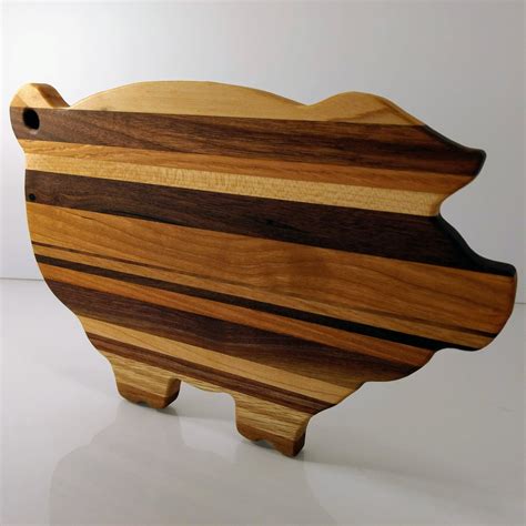 Wooden Pig Cutting Board/Cheese Board – LAKELAND WOOD CRAFTING