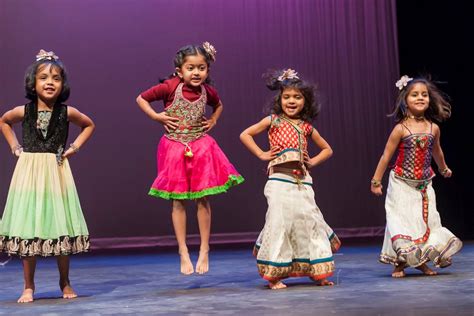 kids-bollywood2 – Denver World Dance Studio for Adults & Kids | Bella Diva Dance