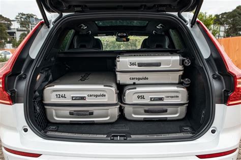 Volvo Xc60 Trunk Space - Collection 19 Videos & 85 Images