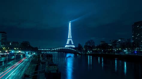 2560x1440 Resolution Eiffel Tower Light Show at Night 1440P Resolution ...