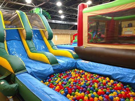 25 Inexpensive Indoor Bounce Houses for Kids - Home, Family, Style and ...