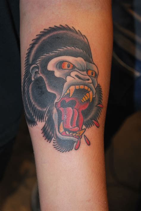 47+ Awesome Traditional gorilla head tattoo ideas