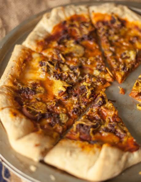 Pizza Hut Stuffed Crust Pizza | Vegan Pizza Hut Copycat Recipe - The Edgy Veg