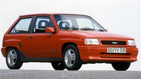 1990 Opel Corsa GSi [3-door] - Wallpapers and HD Images | Car Pixel