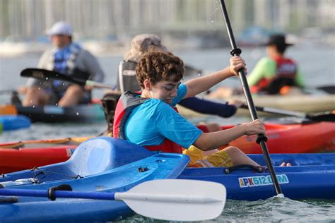 Austin Pedal Kayaks - Lake Travis Kayak Rentals - LakeTravis