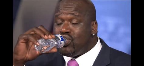 Shaq holding a gallon of milk : r/ShaqHoldingThings