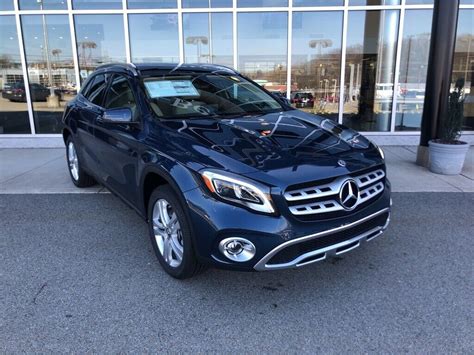 Denim Blue Metallic Mercedes-benz Gla With 9 Miles Available Now!