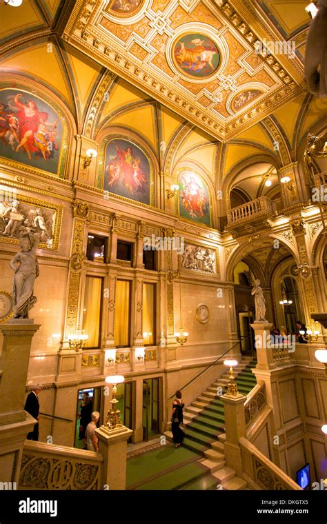 Vienna State Opera House, Vienna, Austria, Europe Stock Photo - Alamy