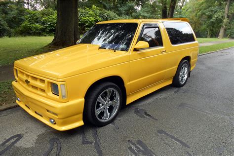 1983 CHEVROLET BLAZER S10 CUSTOM SUV