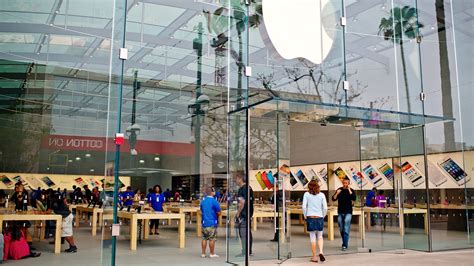 California Apple stores must pay staffers for time-consuming bag ...