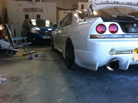 R33 Skyline Tries to Become a GT-R - autoevolution