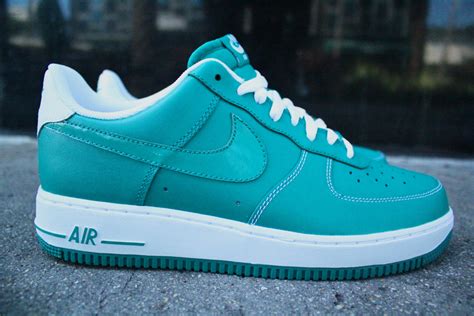 Nike Air Force 1 Low 'Lush Teal' - New Images | SneakerFiles