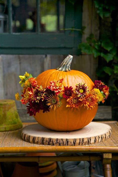 43 Beautiful Floral Pumpkin Decor Ideas - DigsDigs