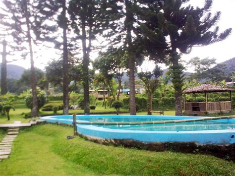 java tour: villa-villa Puncak Bogor