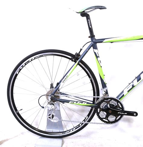 2012 Fuji Newest 3.0 56cm (22") Aluminum Road Bike 3 x 8 Shimano 700C ...