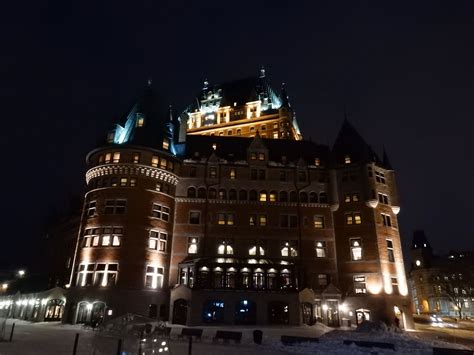 Fairmont Le Chateau Frontenac at night. | Frontenac, Old quebec, Quebec city