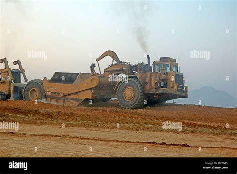 -Heavy Machinery- Construction Stock Photo - Alamy