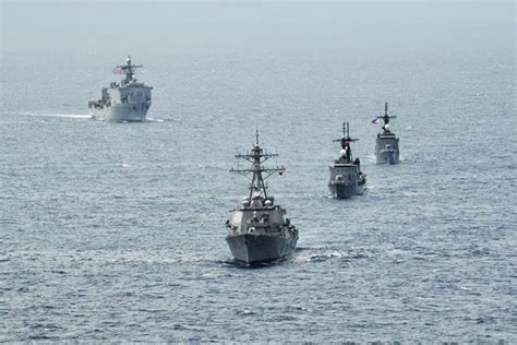 Asian Defence News: The Philippine navy frigates BRP Gregaorio del Pilar (PF-15) and BRP Ramon ...