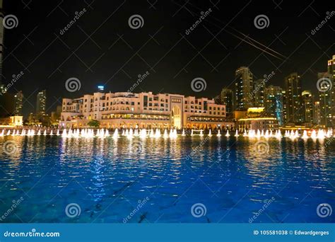 Dancing Musical Fountain in Dubai Editorial Stock Photo - Image of illumination, dancing: 105581038