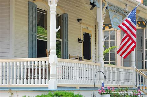 Front Porch Railings: Options, Designs, and Installation Tips