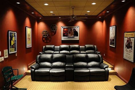 Fun And Lovable Family Movie Room (62) – Furniture Inspiration | Home ...