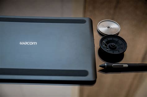 Wacom Intuos Pro Medium 2018 Review: Worth It In 2021? - Appuals