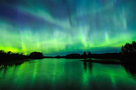 Download Nature Aurora Borealis 4k Ultra HD Wallpaper