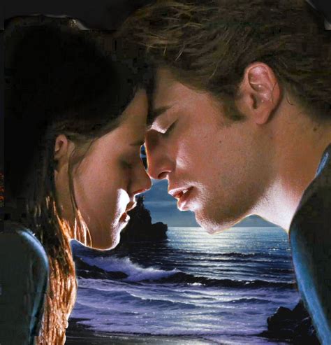 Edward and Bella_Kiss by the ocean - Twilight Series Photo (3867040 ...