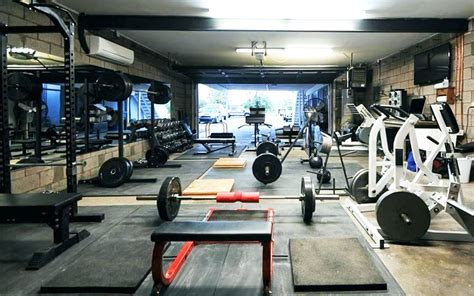 Garage Gym Equipment List | Dandk Organizer