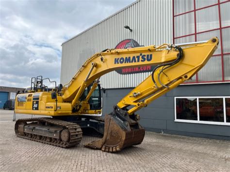 Never lose your Komatsu excavator with Komtrax - Konijn Machines