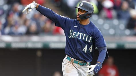 Julio Rodríguez homers as Mariners wreck Guardians' home opener ...