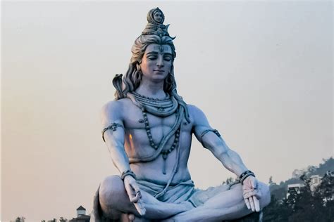 Maha Shivratri 2023 Upay as Per Your Zodiac Sign: How to Perform Shiv Puja And That Extra Tip to ...