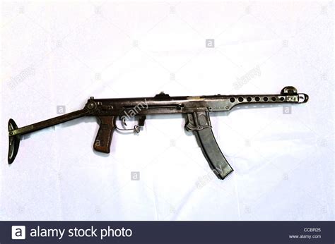 PPS 43 Russia 9mm 1943submachine gun Stock Photo - Alamy