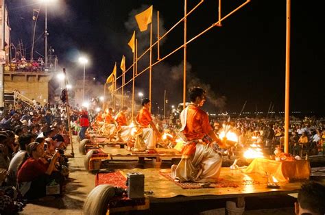 Ganga Aarti in India: what you need to know? - Mytriphack